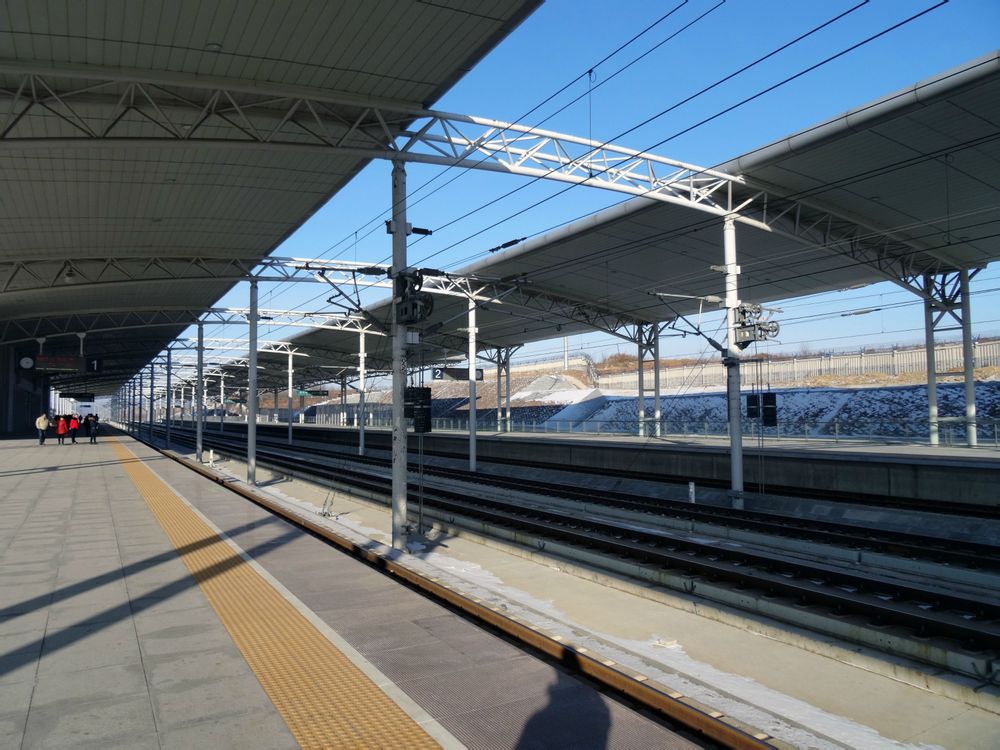 普兰店站(普兰店站和金普站是一个站吗) 普兰店站(普兰店站和金普站是一个站吗)