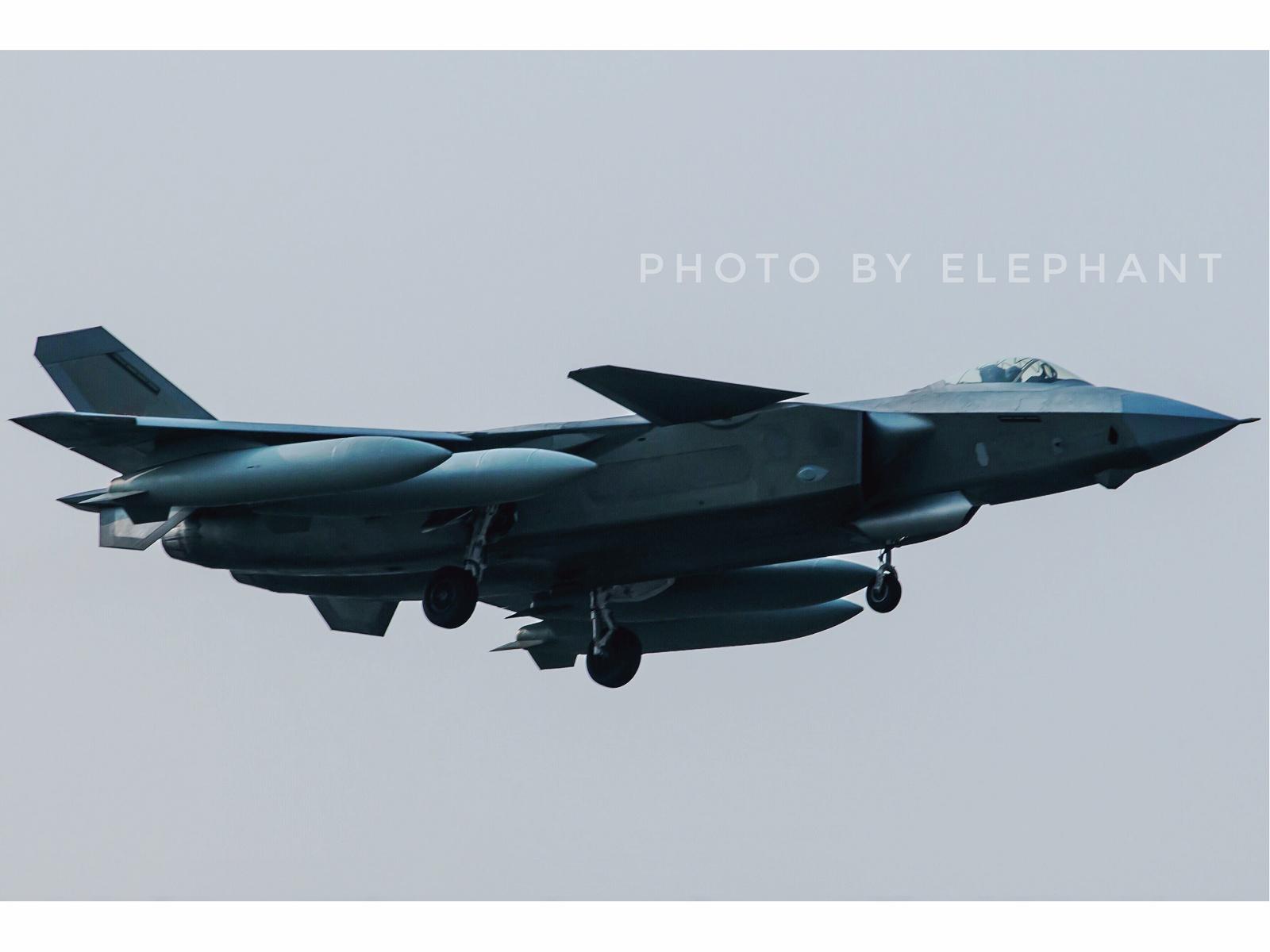 歼8t(歼8退役完了吗)