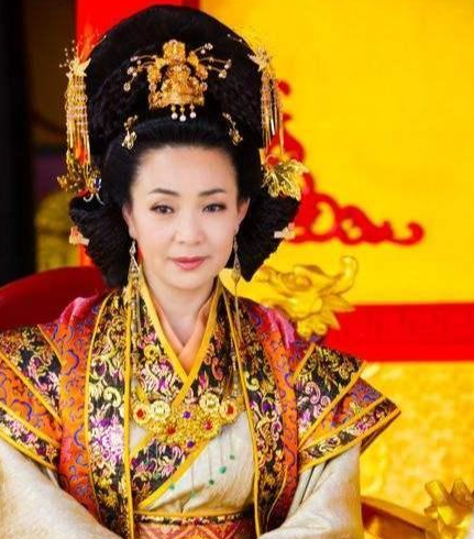 戴春荣(戴春荣和李明启)