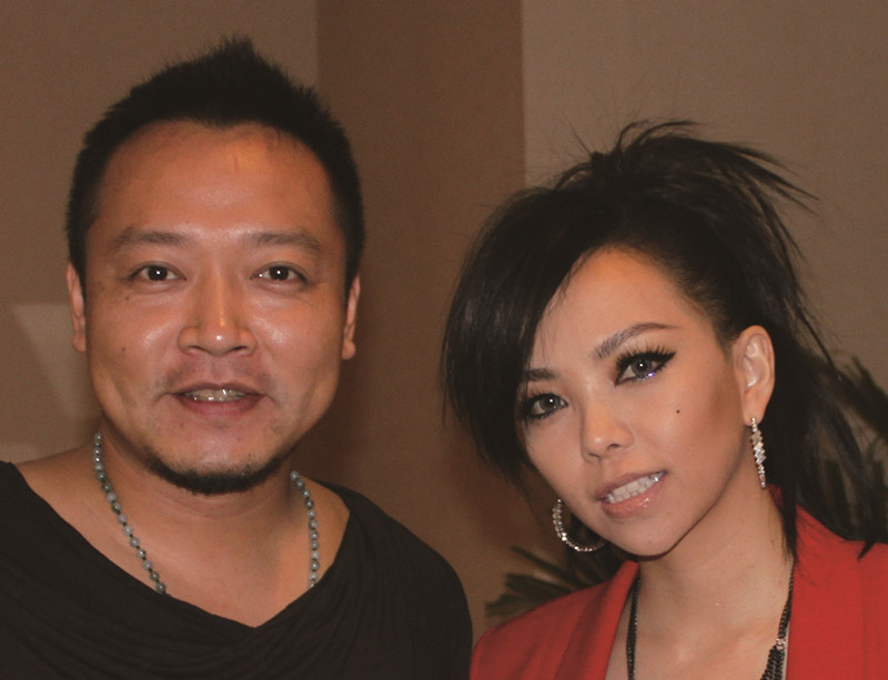 林美茹的扮演者是演员张寒插翅难逃的剧情简介 · · · · · ·本剧