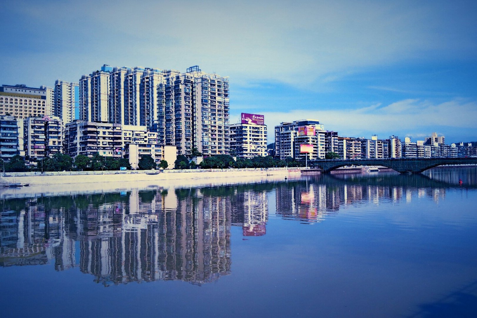 韶关东(韶关东站到丹霞山大巴时刻表)